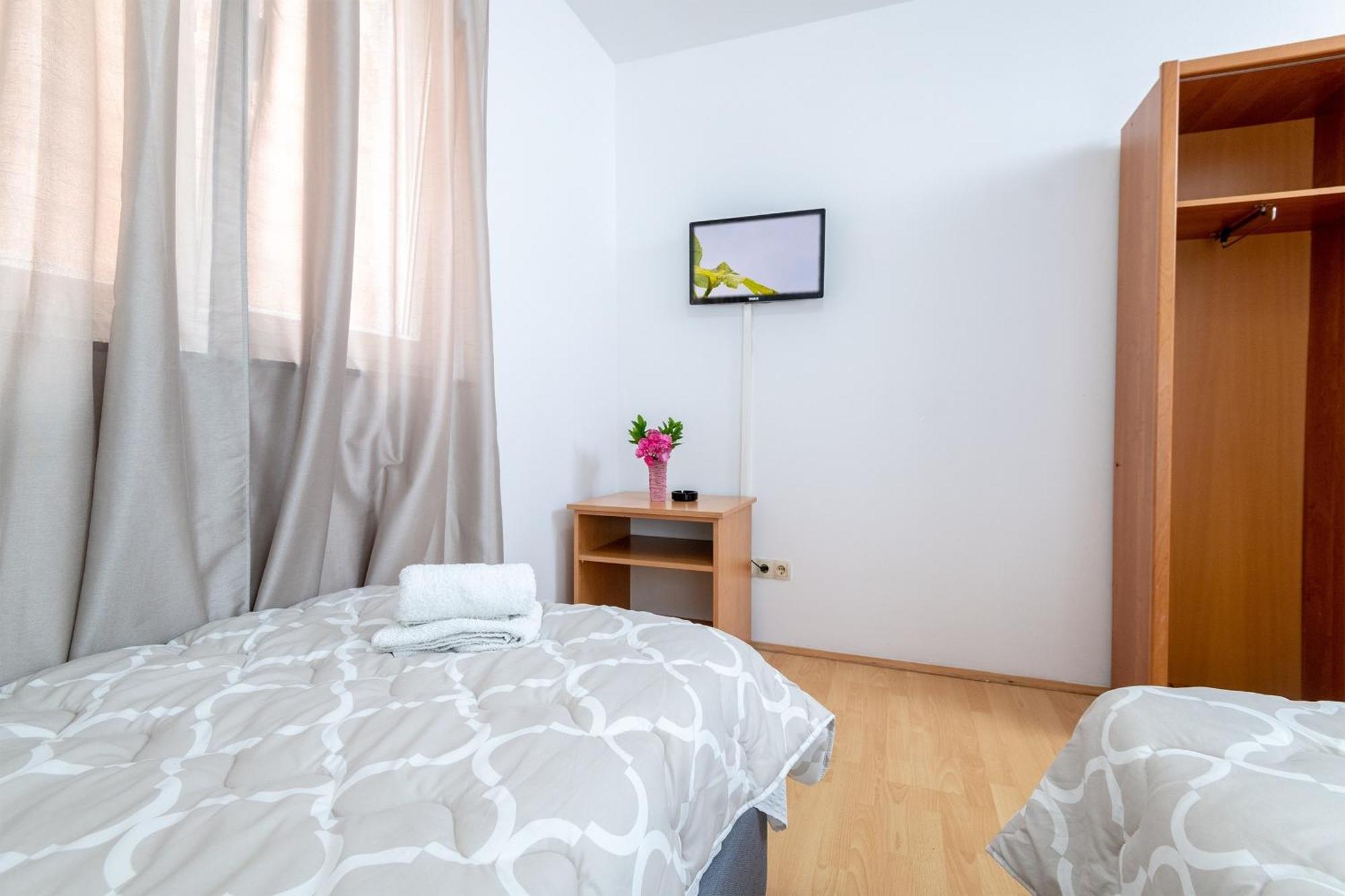 נאום Studio & Apartments More חדר תמונה